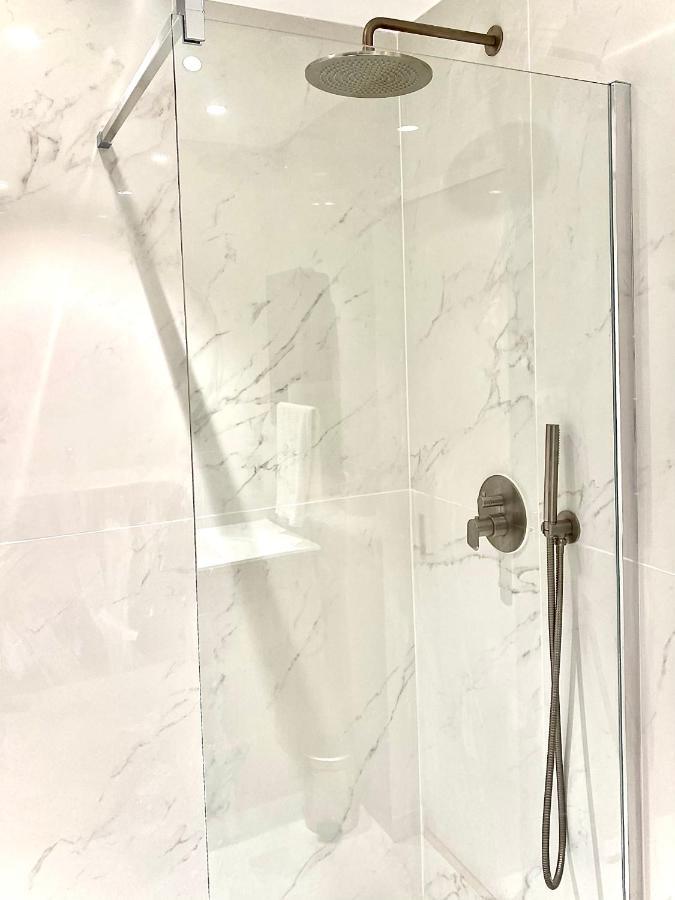 Grand 2 Pieces Gray D'albion Apartamento *