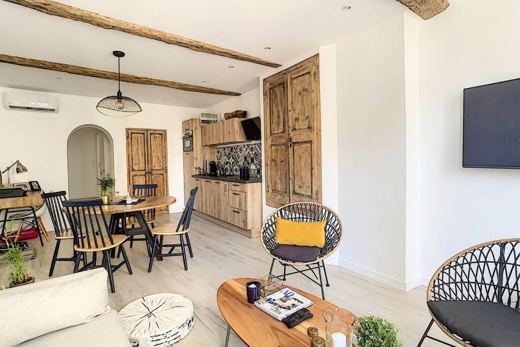 L'appartement D'augustin. *