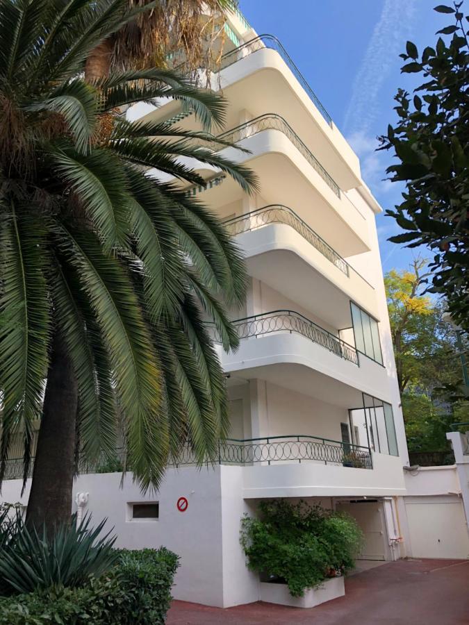 Oasis * Cannes