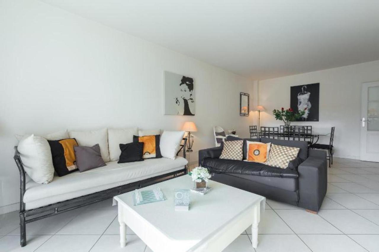 Apartment Centre 2mins From Stunning 3-bed *
