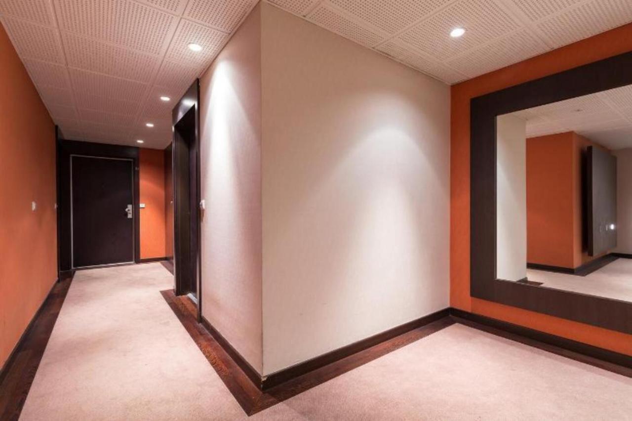 Apartment Centre 2mins From Stunning 3-bed *