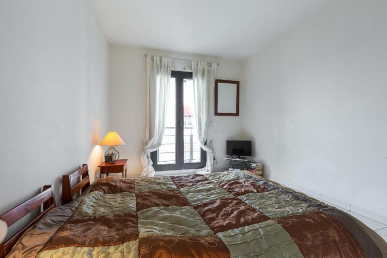 Centre 2mins From Stunning 3-bed Apartment *