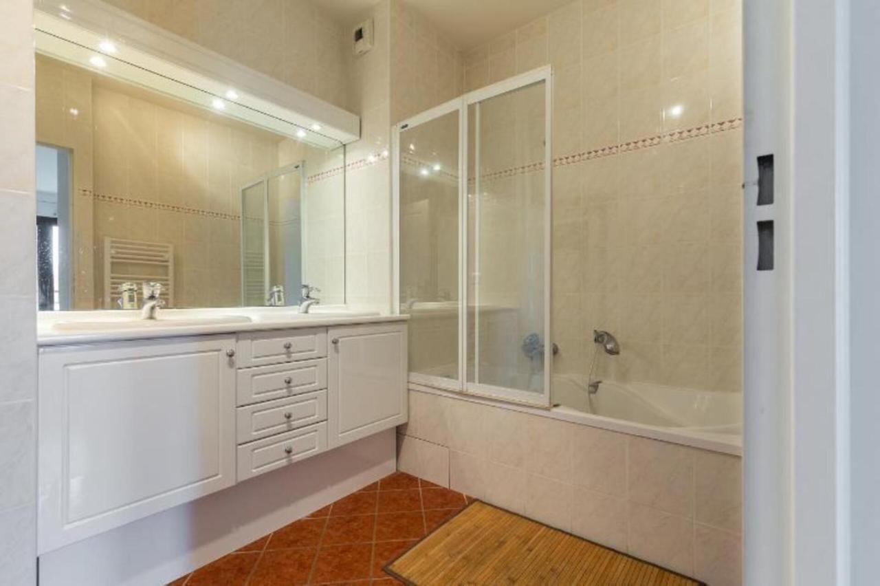 Centre 2mins From Stunning 3-bed