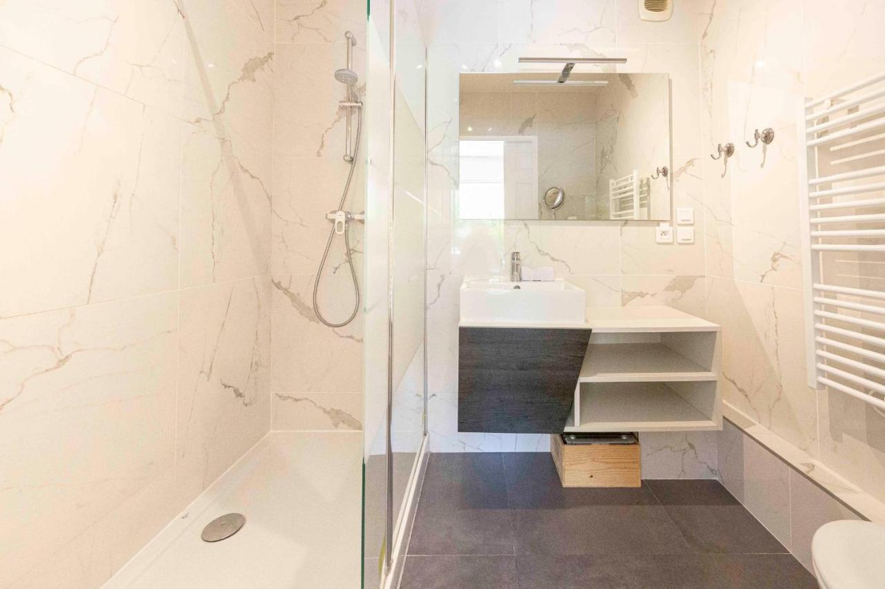 2 Bedrooms2 Bathroomsdouble Terrace & Garden In Palm Area Cannes