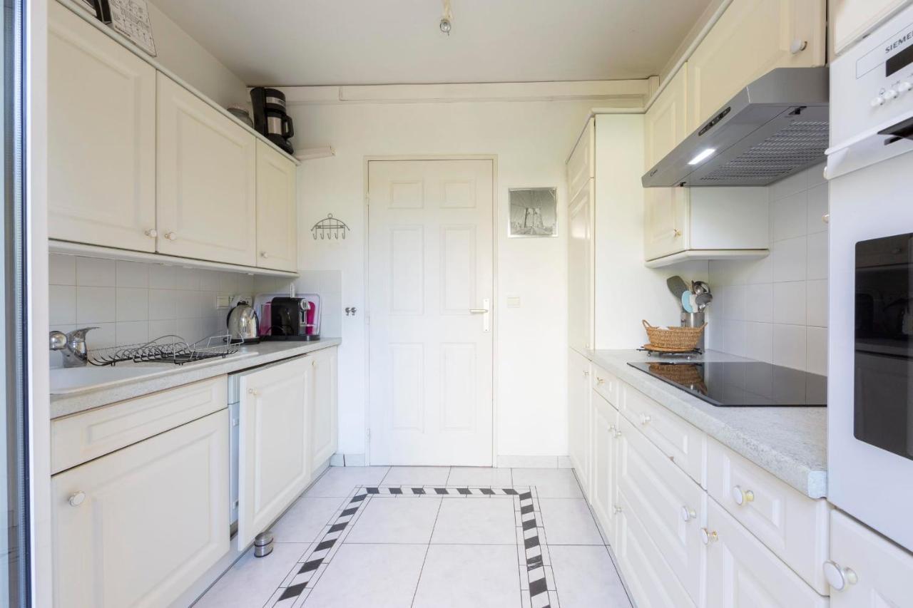 Apartment 2 Bedrooms2 Bathroomsdouble Terrace & Garden In Palm Area *