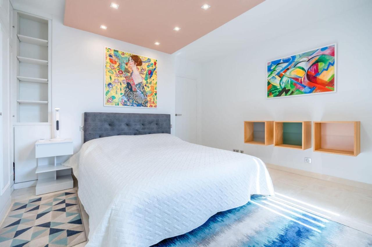 Apartment 2-bedroom In Grand *