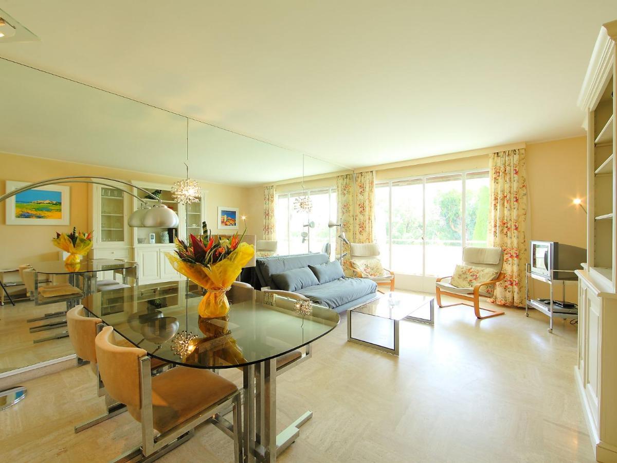 Alexandra Palace-3 By Interhome *