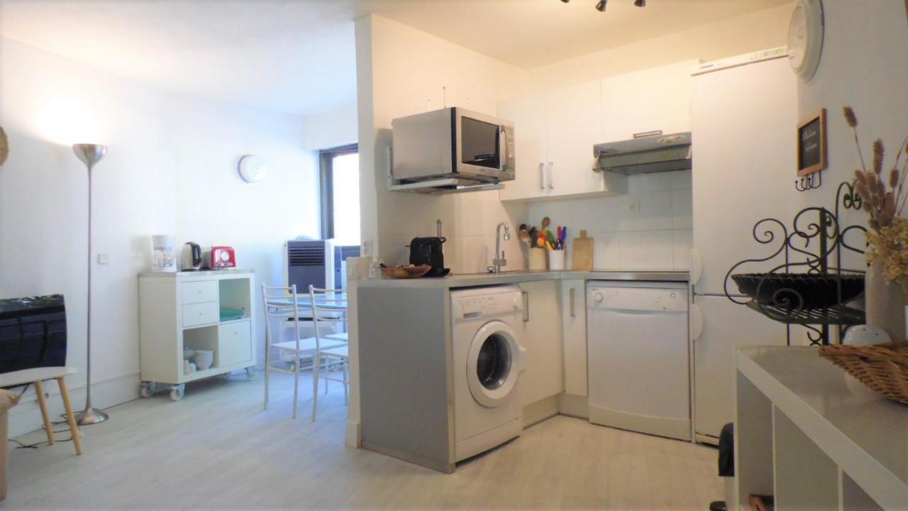 2mn/45m2/vue Mer/inernet/clim/parking Prive * Cannes