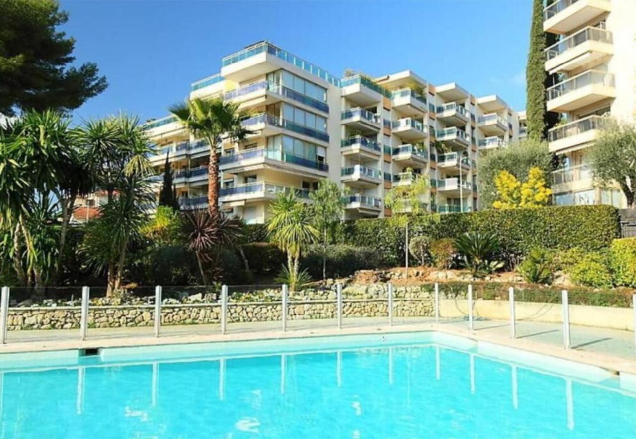 Modern Design Studio - Piscine - Standing - Clim - Wifi - Terrasse Apartment Cannes