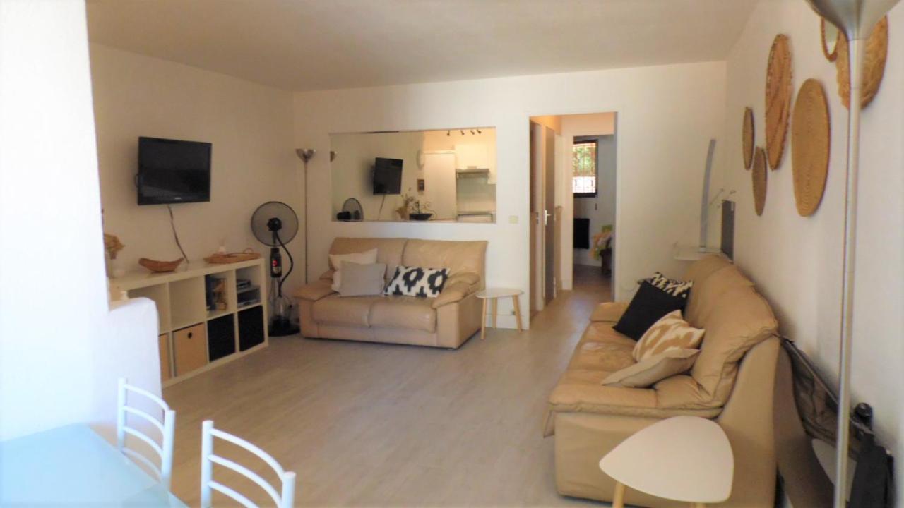 2mn/45m2/vue Mer/inernet/clim/parking Prive Apartment *