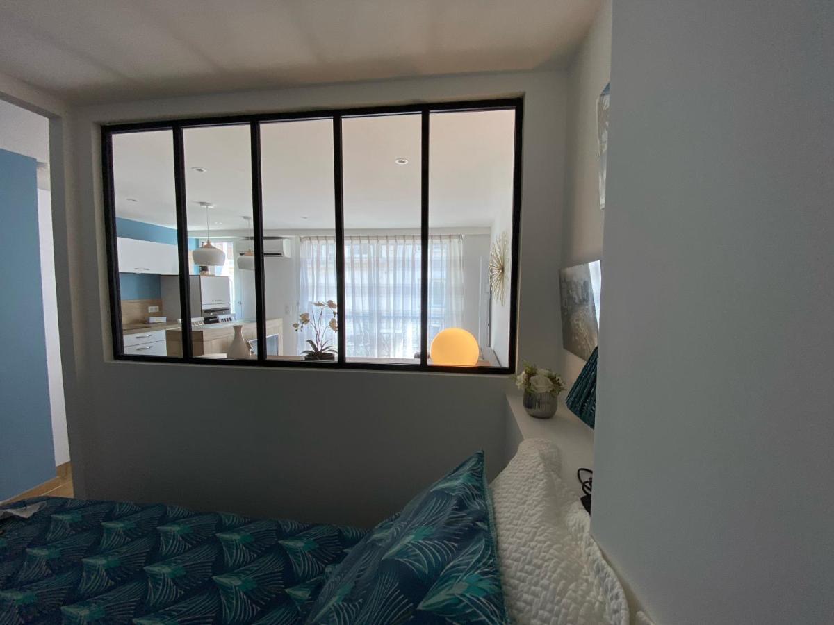 30 M2 Hyper Centre, Neuf, Parking Gratuit, 3 étoiles