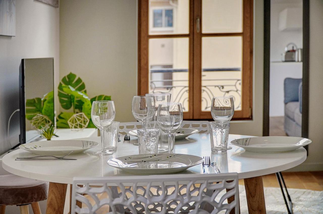 Apartment Laurier-200m Plage-4min Palais-verrière Côte D’azur *