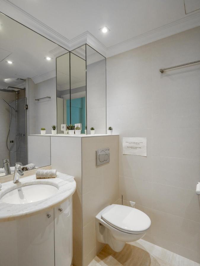 Apartment Croisette Superbe 3p Front De Cannes