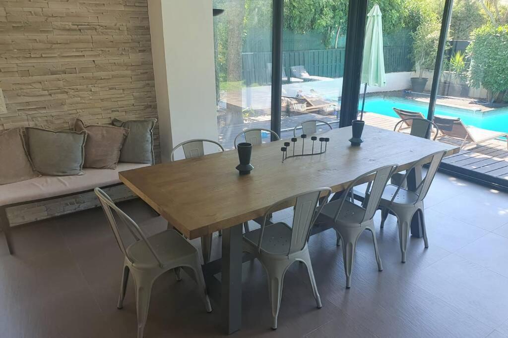 Bel Air Cannes: Renovated Beachfront Retreat With Pool Cannes