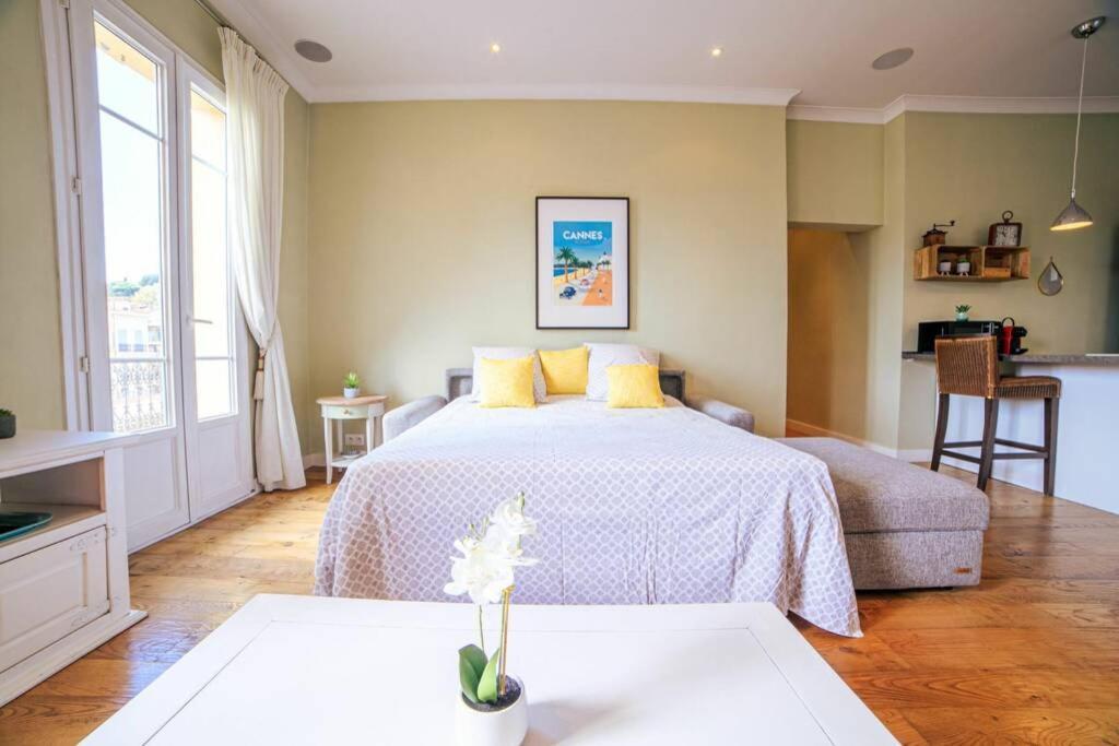 Apartment Rue Des Halles - Rue Des Halles 5* *