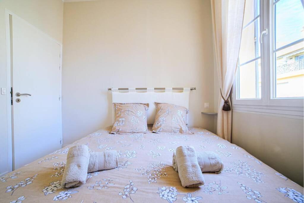 Apartment Rue Des Halles - Rue Des Halles 5* *