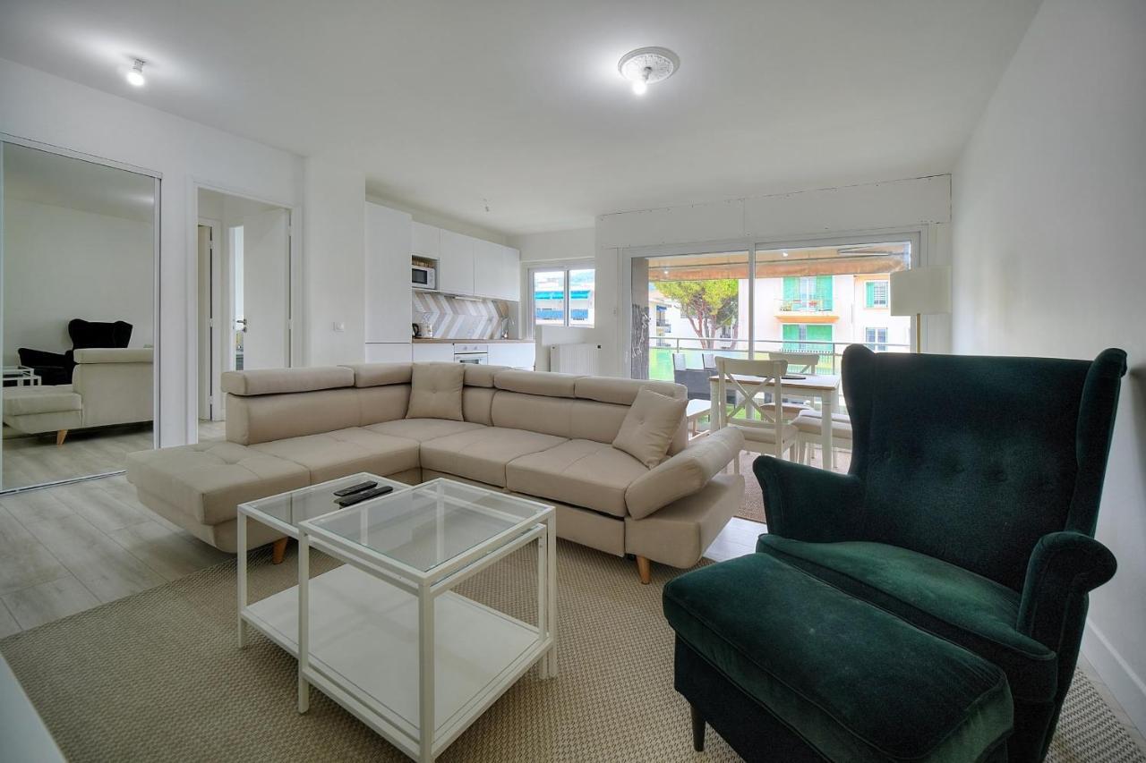 Immogroom - Terrace - Near Shops - Parking - Wifi - Ac Livingroom *