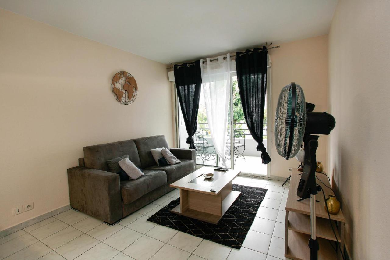 Studio Tout Confort - Piscine + Park *