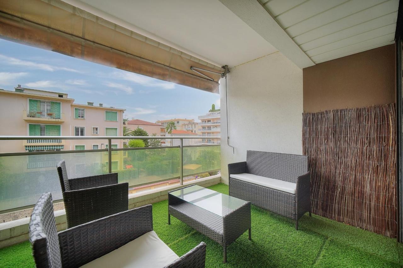Immogroom - Terrace - Near Shops - Parking - Wifi - Ac Livingroom Apartment *