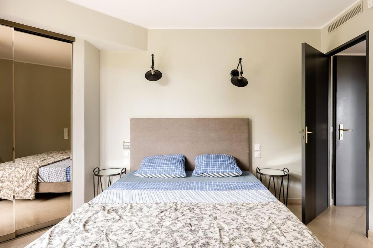 Mi Casa Tu Casa - Pg * Cannes