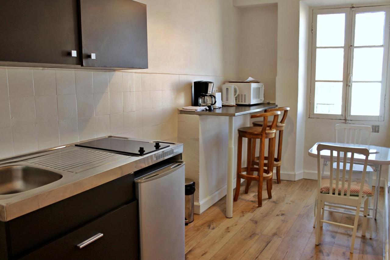 Apartment Viva Riviera - 10 Rue Commandant Andre Cannes