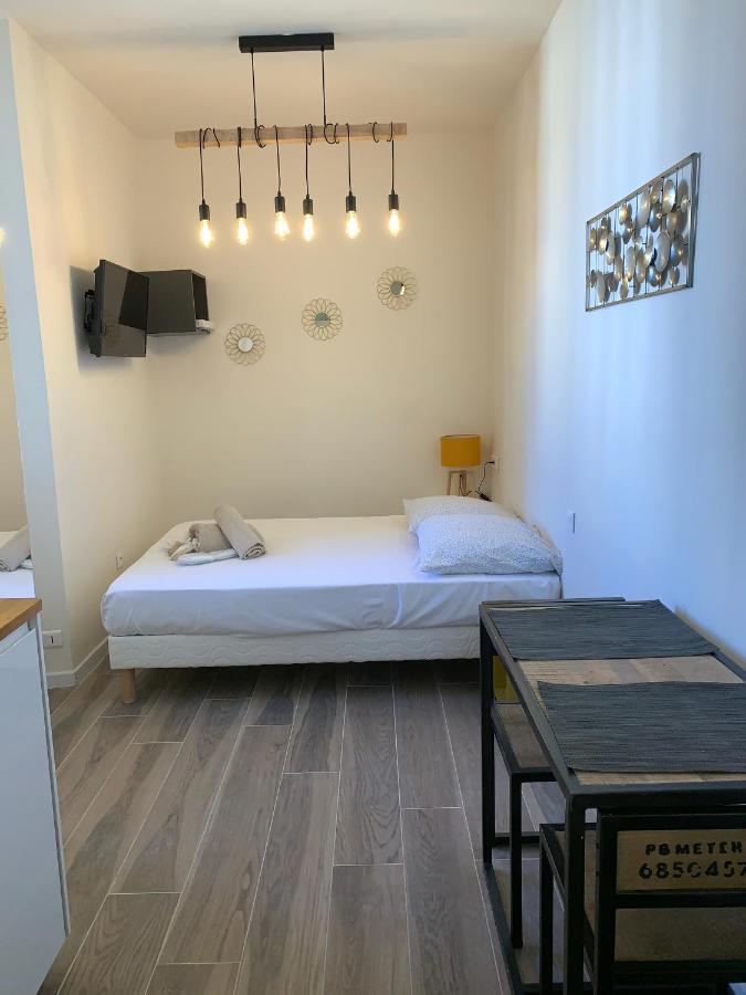 Vagliano Apartment *