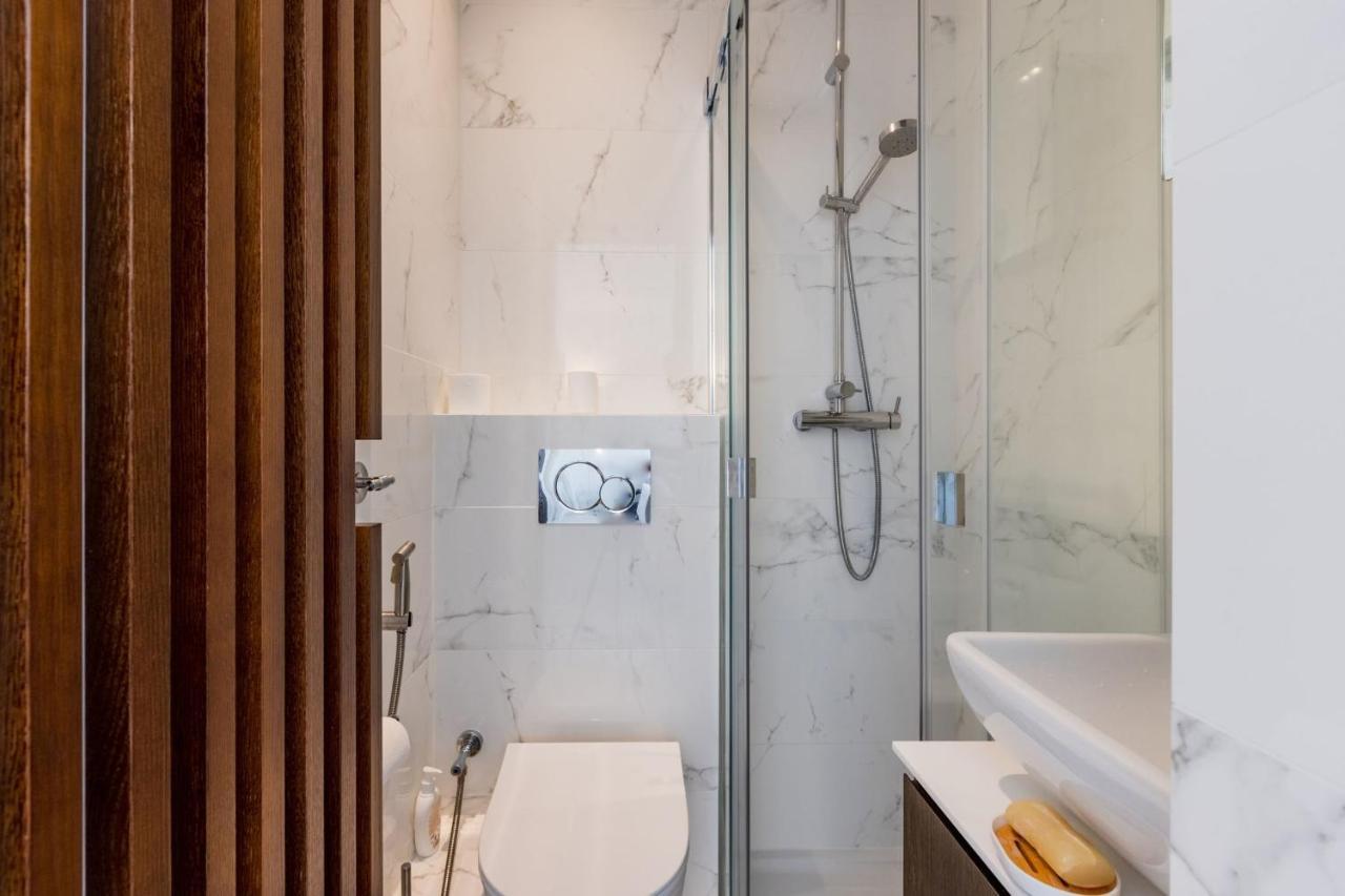 Upscale 2-br Swimming Pool Sea View *