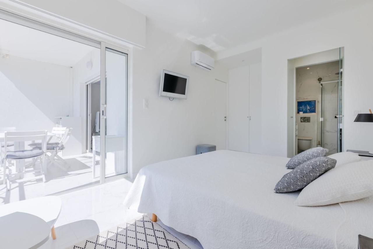 Upscale 2-br Swimming Pool Sea View Apartment Cannes