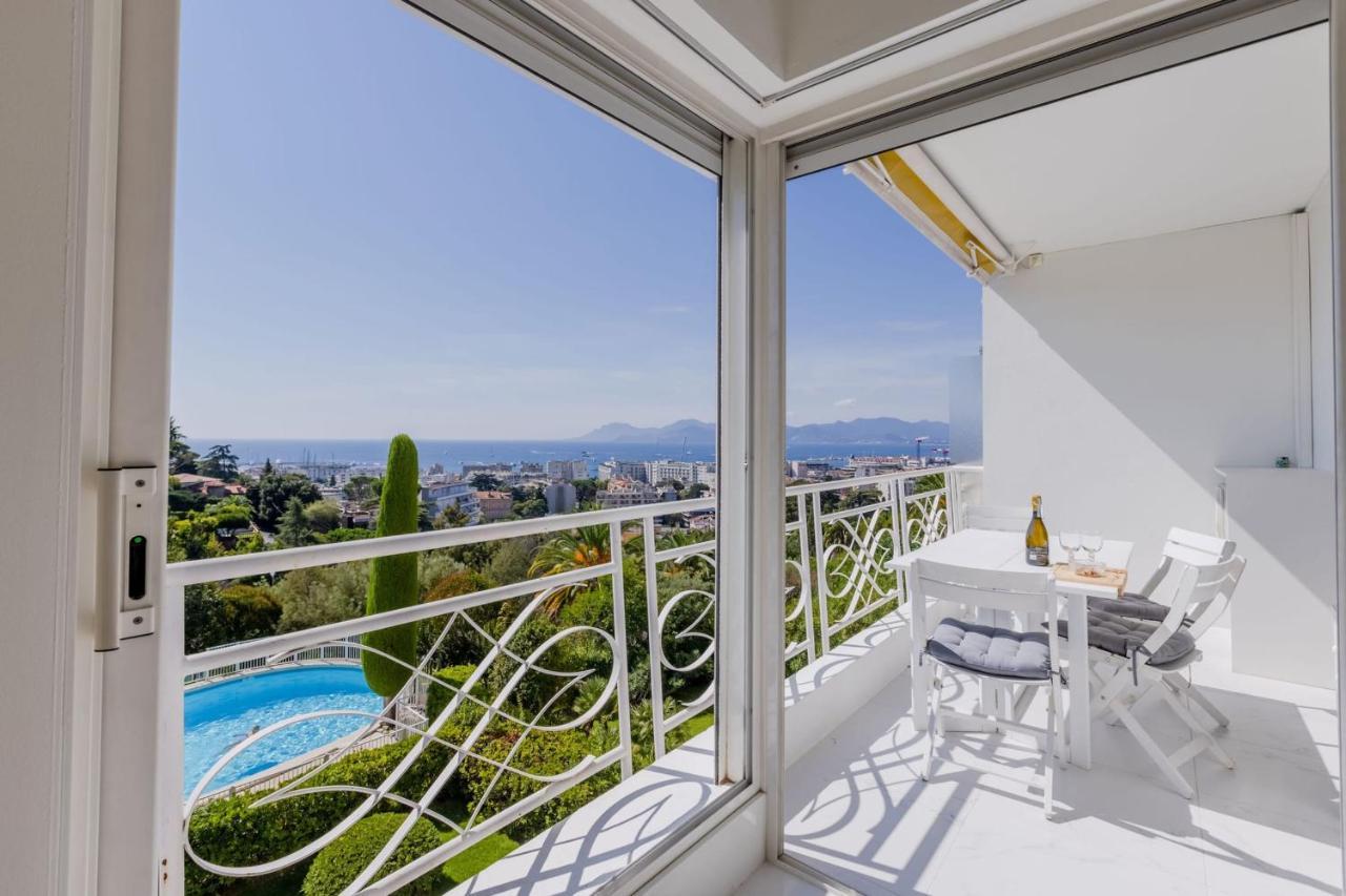 Upscale 2-br Swimming Pool Sea View Apartment Cannes