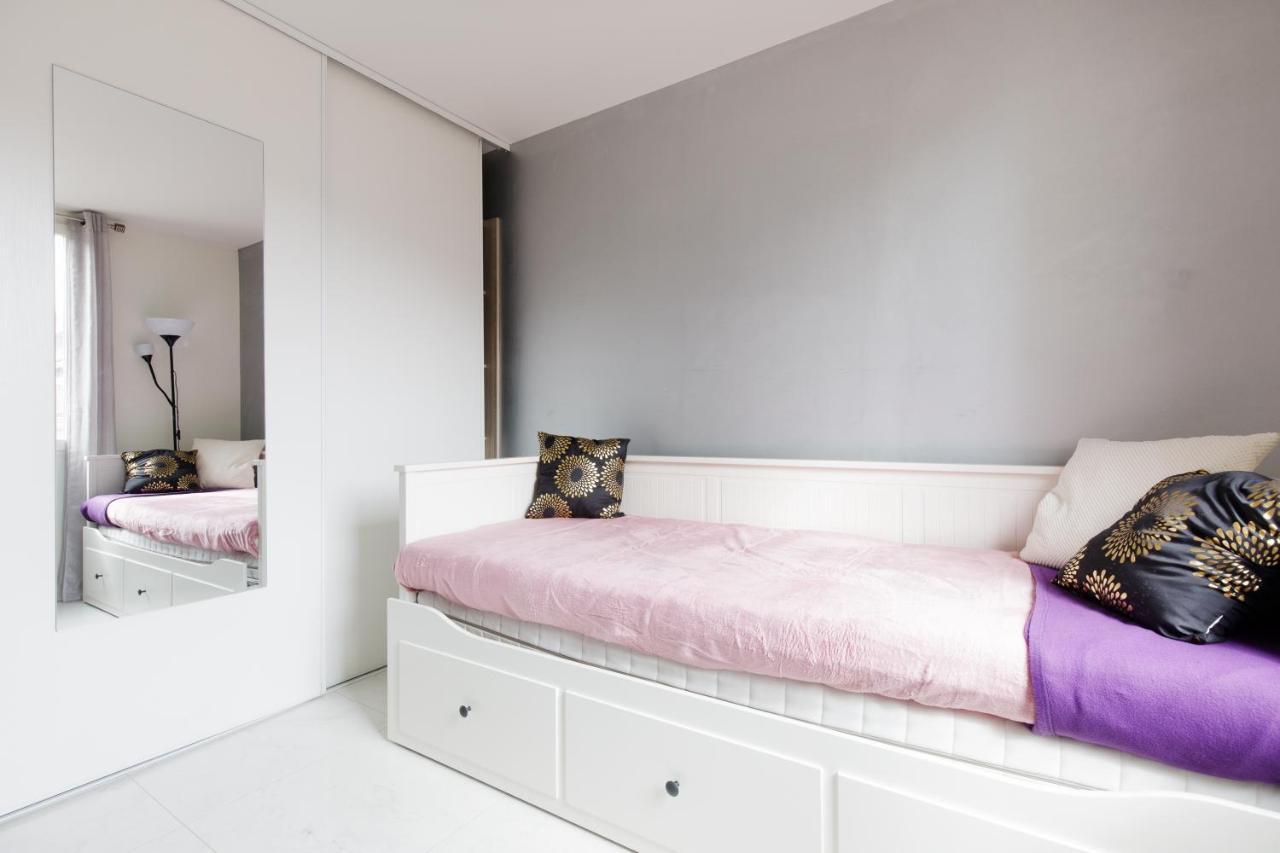 Cosy Yourhosthelper *