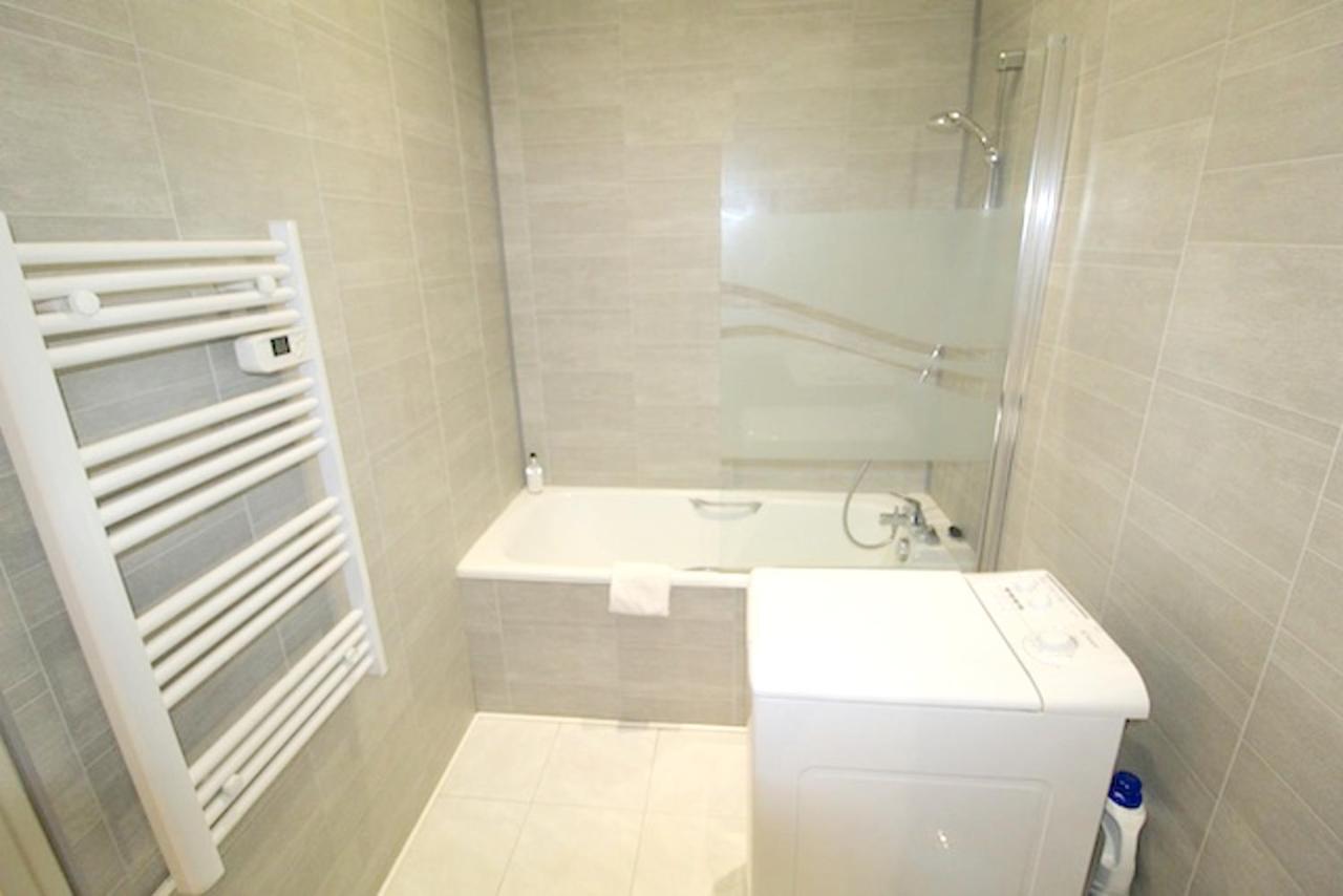 Confortable A Avec Climatisation 53 M² Apartment
