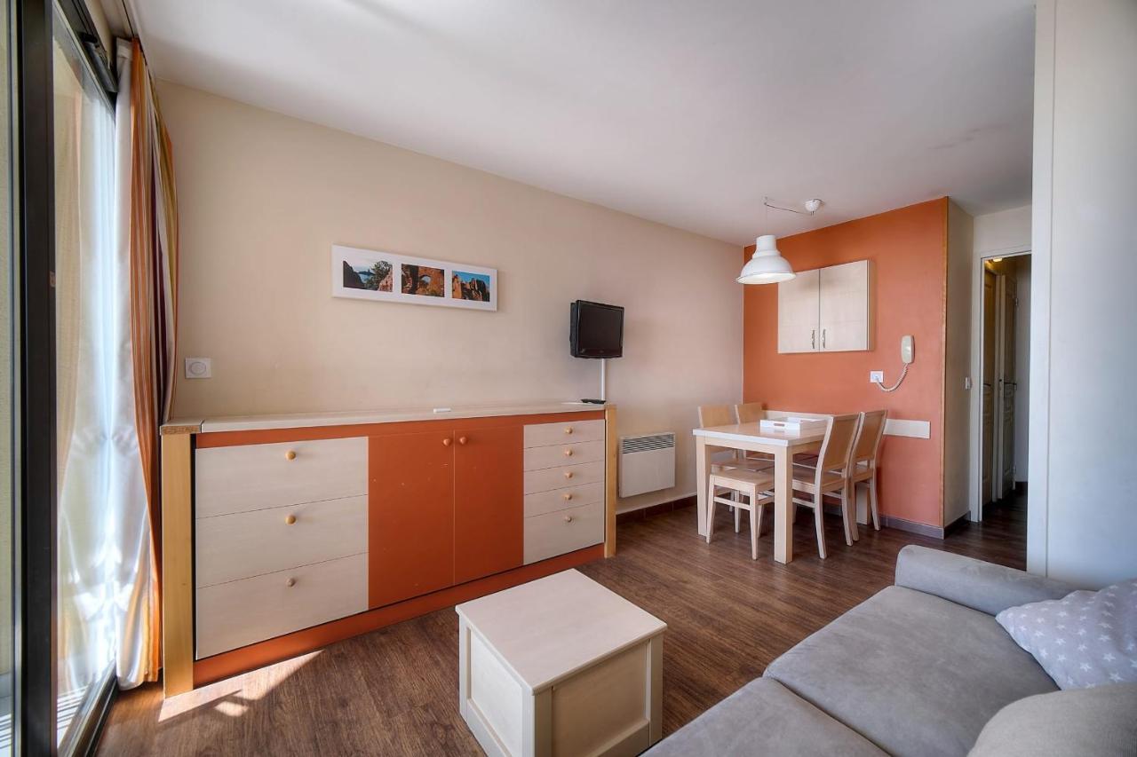 Immogroom - 2 Sea View - Pool - Parking - Terrace Apartment *