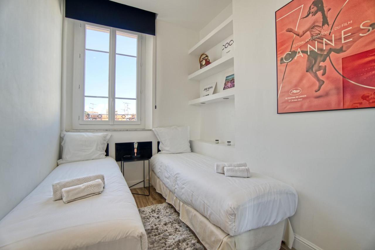 Apartment Superbe 3 Pieces Refait A Neuf Classe 4 Etoiles Avec Ascenseur Et Balcon A Pied De La Et Du Palais Des Festivals *