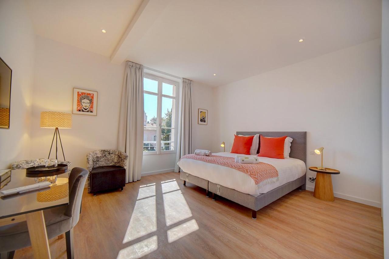 Immogroom - Magnificent 180m Duplex - Parking - Air Conditioning *