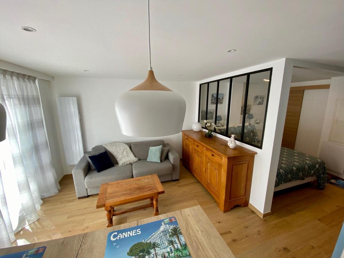 Appartement 30 M2 Hyper Centre, Neuf, Parking Gratuit, 3 étoiles *