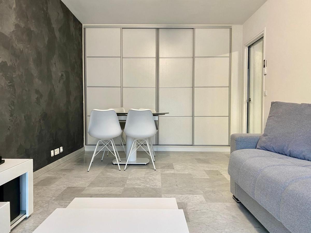 Ravissant T2 Residence Le Creezy Climatise Avec Fibre. Cannes