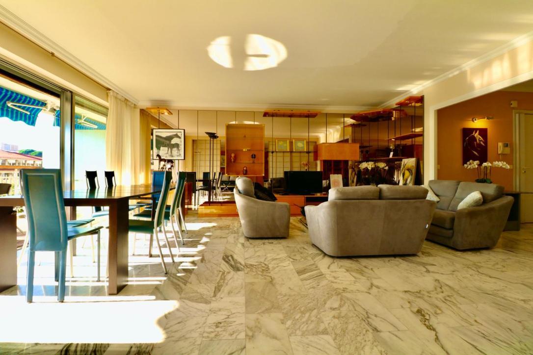 Apartment 2, 3 And 4 Bedroom Sea View Forville 5 Mins From The Palais *