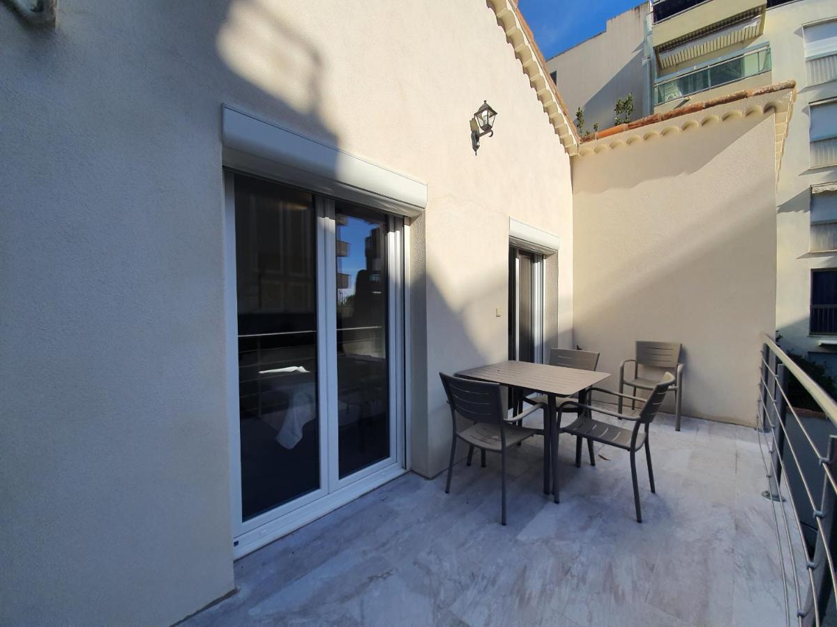 Paradise House 70m2, By Welcome To *