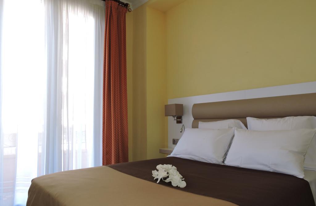 Regina Hotel