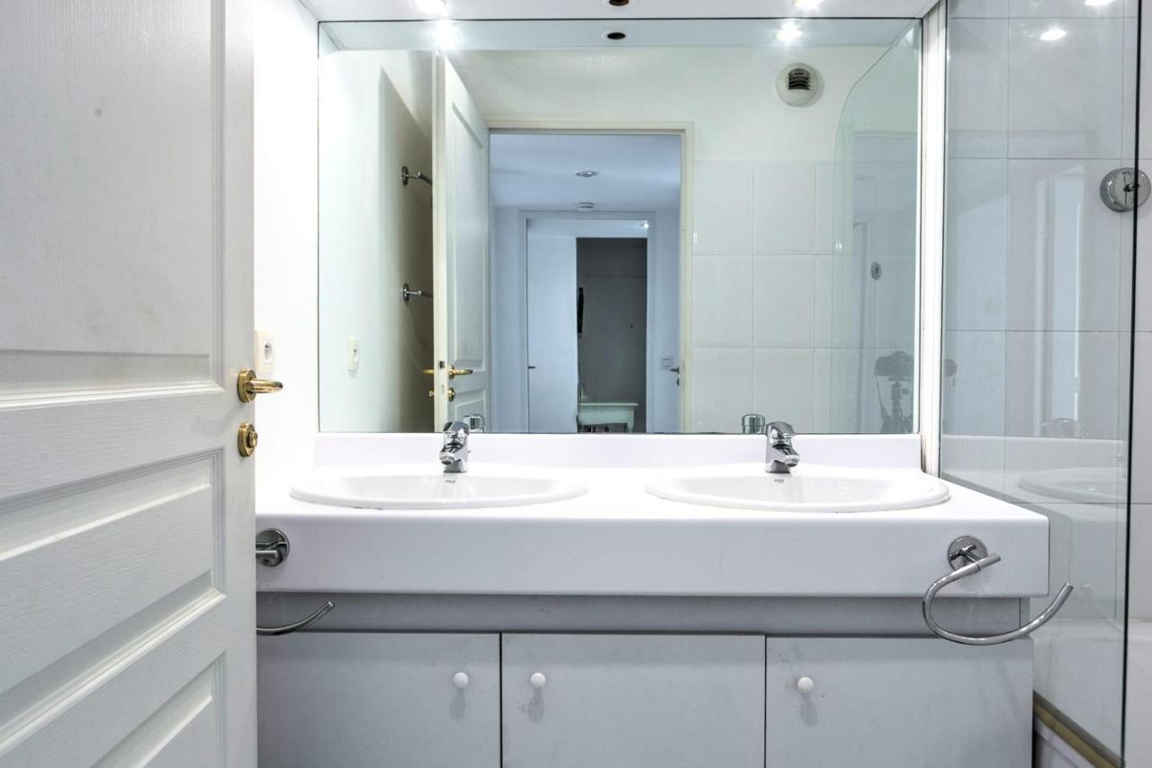 Immogroom - 3min From - Ac - 10min From Palais - Wifi Apartment *