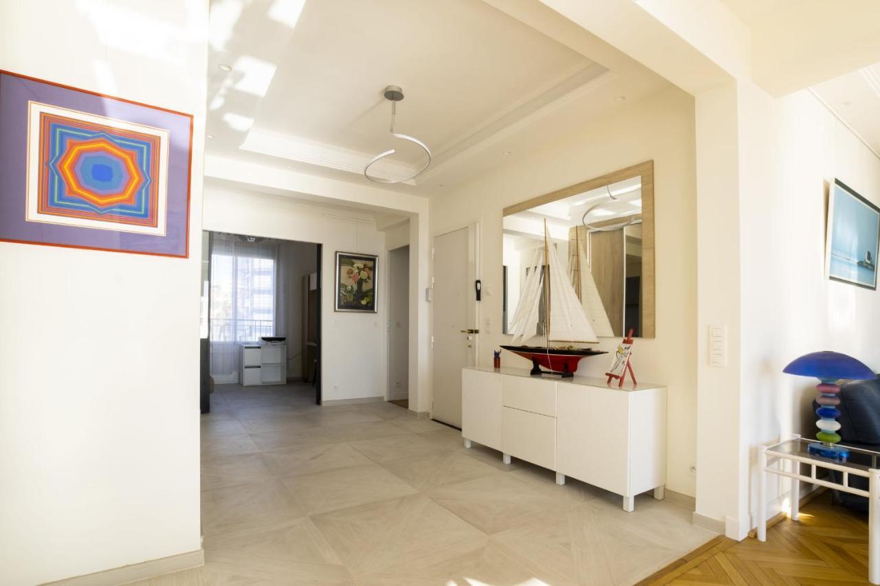 Apartment 3-br Sea View By The Beaches Cannes
