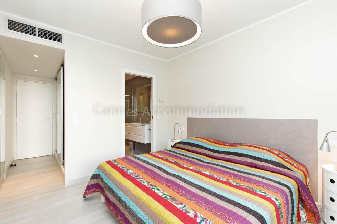 Louis 2 Apartment