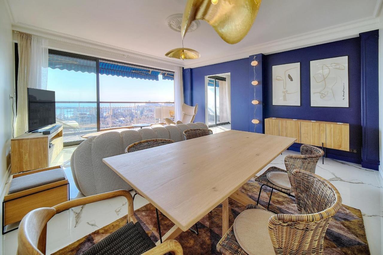 Luxury - Magnificent With Sea View Apartment *