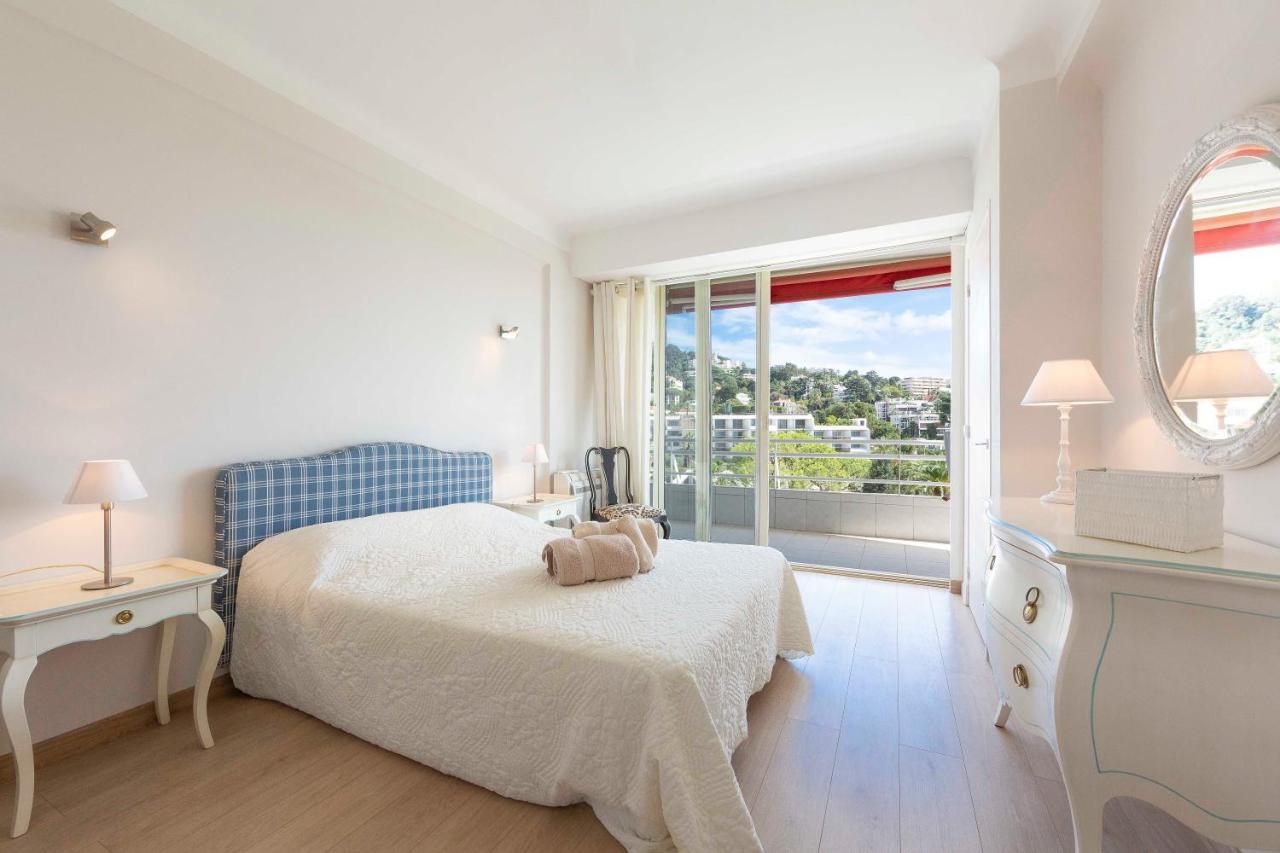 Entierement Equipe De 105 M2 Avec Vue Et Collines Cannes