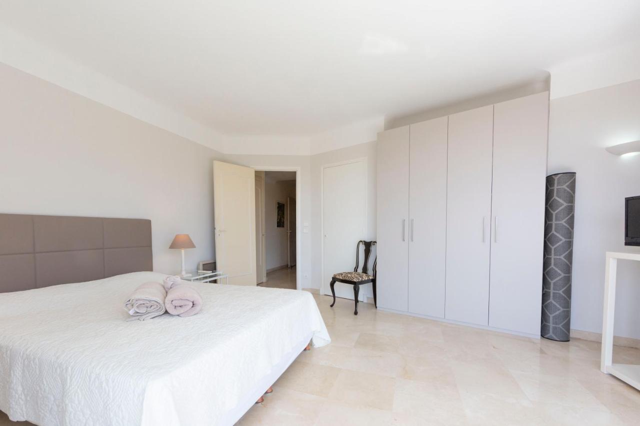 Entierement Equipe De 105 M2 Avec Vue Et Collines Apartamento Cannes