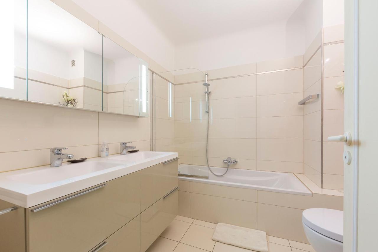 Entierement Equipe De 105 M2 Avec Vue Et Collines Apartamento