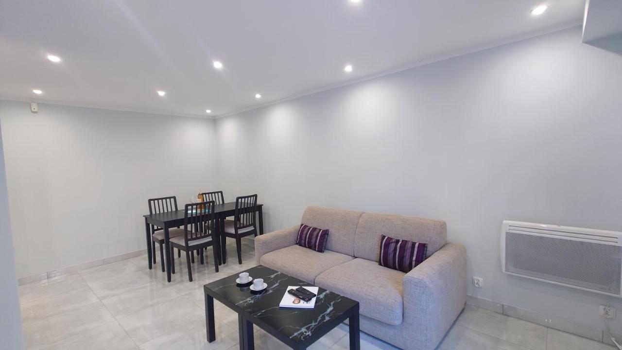 Apartment Magnifique A 10mn Du Palais *