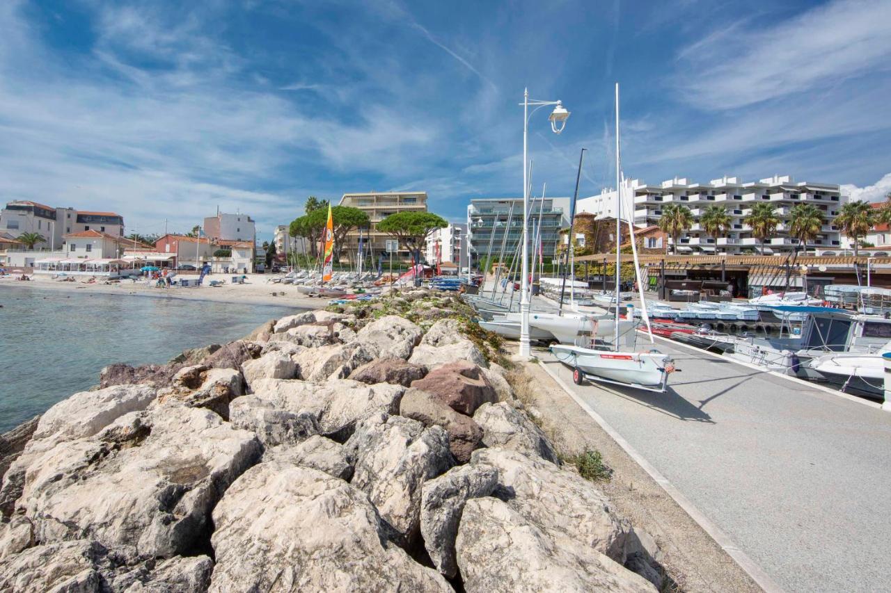 Apartment 70 M2 Face A La Mer, Dernier Etage, Au Bord Des Plages