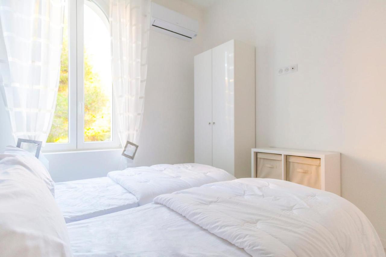 Close Croisette-modern-a/c-congress-beaches Appartement Cannes