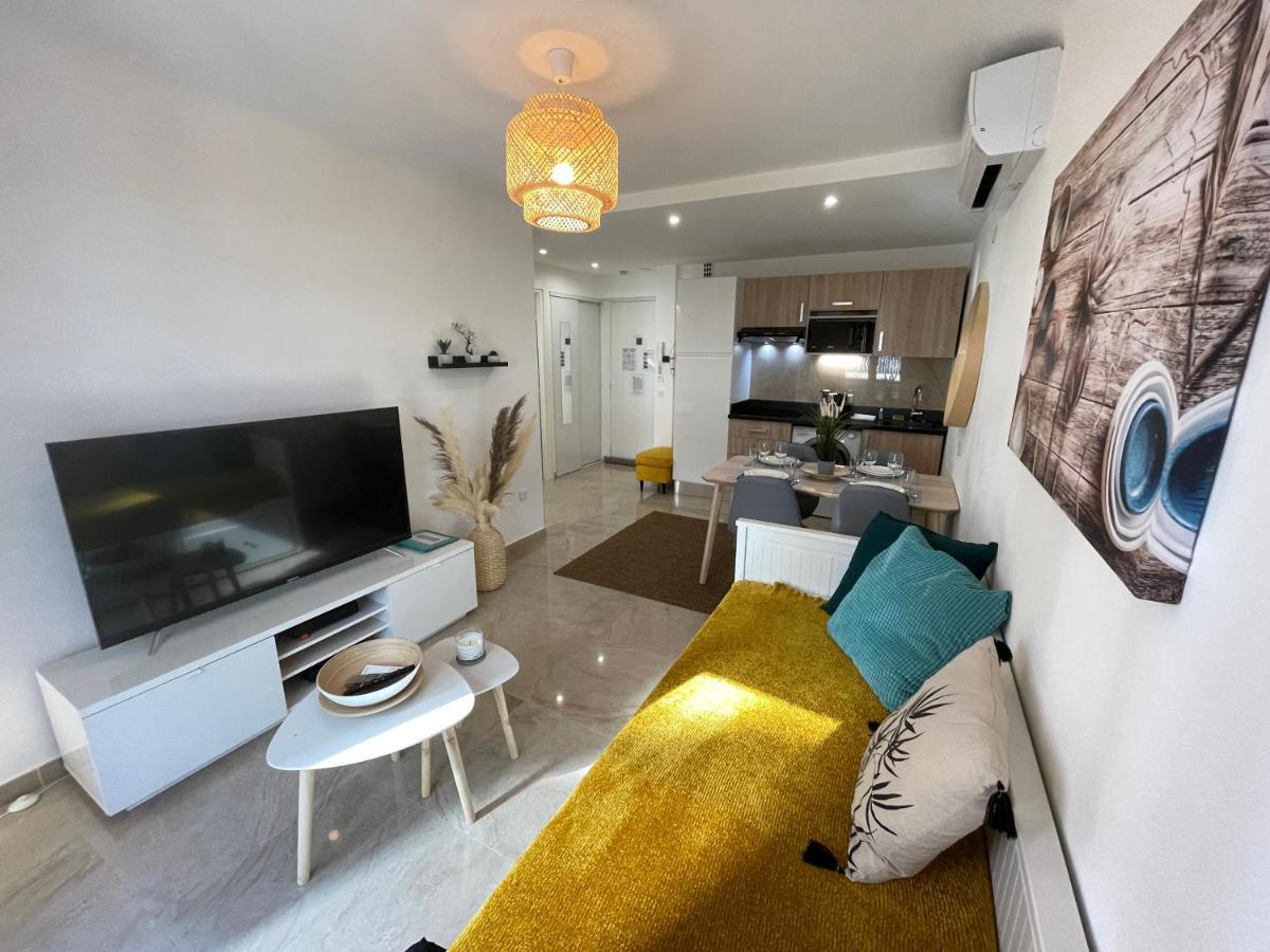 Superbe Idealement Situe A *